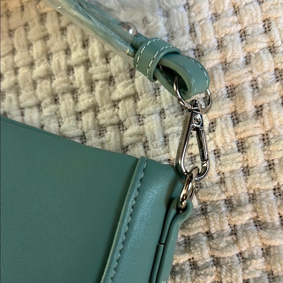 Valentino Orlandi Green Crossbody Bag with Embossed Logo - Picture 4 of 7